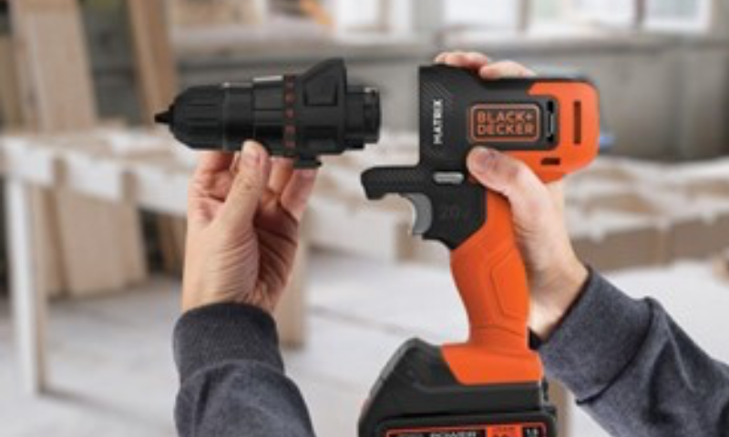  BLACK+DECKER oferece ferramenta com 6 cabeçotes, ideal para os pequenos serviços de casa